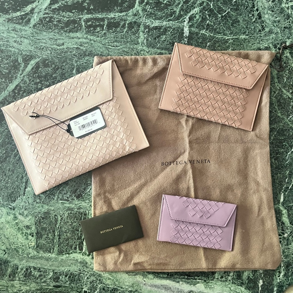 Bottega Veneta stacking clutch - card & dust bag
